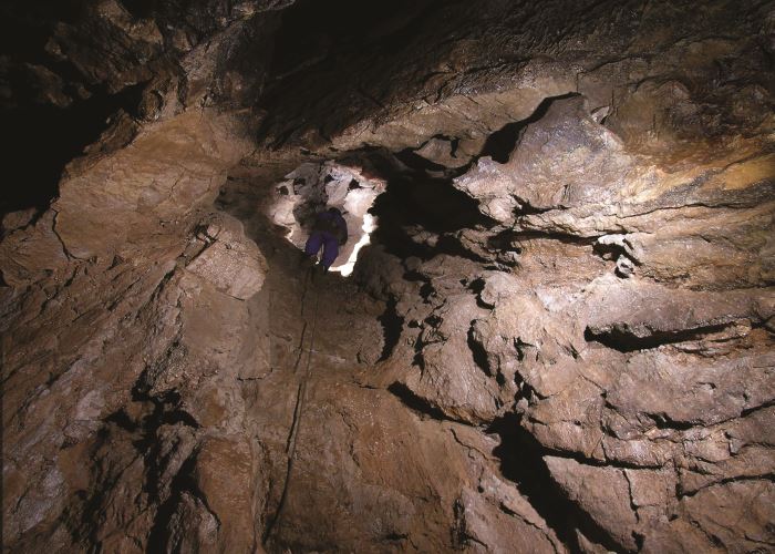grotta pandora pozzo da 15 metri speleologia