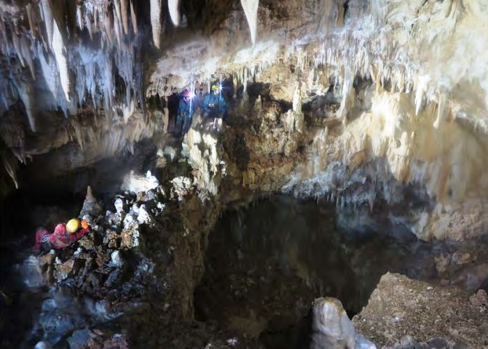 Grotta 3 moschettoni, Monti Aurunci